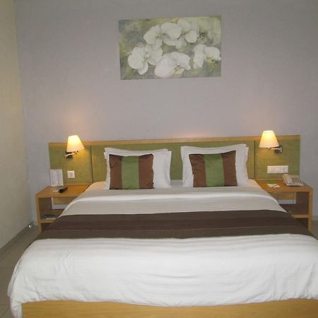 Hotel Anggrek Gandasari Bandung Eksteriør billede