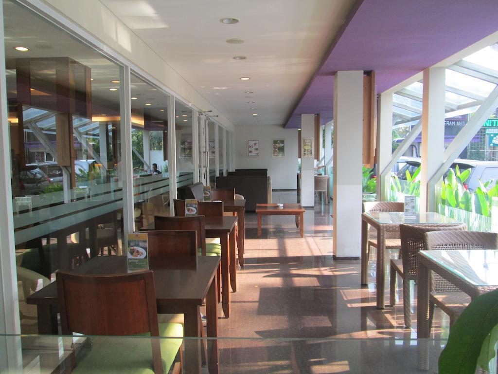 Hotel Anggrek Gandasari Bandung Eksteriør billede
